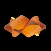 LZF LAMPS LZF Swirl pendel, kabel svart Ø 54 cm bok natur