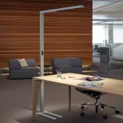 LED-golvlampa MAULsirius, silver, CCT, dimbar, sockel