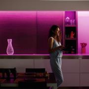 Philips Hue White+Color LightStrip Plus bas 2 m