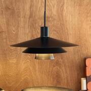 Dyberg Larsen Pendellampa Kay, Ø 50 cm, svart, metall