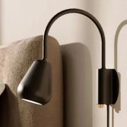 Nuura Aps Nuura spotlight till vägg Anoli, svart, metall, GU10, stickk...