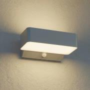 Lindby LED-utomhusvägglampa Fando, matt silver, sensor, IP44
