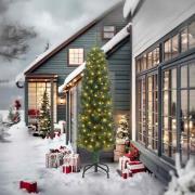 vidaXL Konstgjord julgran Grön 240 cm PVC och stål och plast