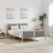vidaXL Sängram Brun och ljusgrå 140 x 190 cm Massiv furu