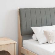 vidaXL Klädd sänggavel Mörkgrå 180 cm Massiv furu