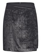 Tamaris Apparel Cannes Asymetrical Velvet Skirt Svart