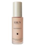 IDUN Minerals Liquid Mineral Foundation Norrsken Ingrid