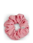 SUI AVA Dreamy Vibes Scrunchie Rosa