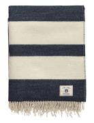 GANT Stripe Wool Throw Marinblå