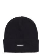 New Balance Linear Knit Cuffed Beanie Svart