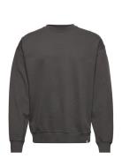 Revolution Crewneck Svart