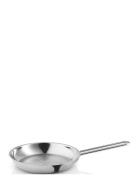 Eva Trio Stainless Steel Frying Pan 24 Cm H Ycomb Silver