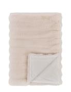 House Nordic Elin - Blanket - Plaid, Artificial Fur, White 130X180 Cm ...