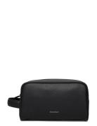 Calvin Klein Ck Must Washbag/Dopp Kit Svart