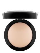 MAC Mineralize Skinfinish/ Natural