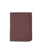 Broste Copenhagen Gracie Tablecloth Burgundy