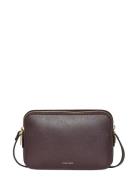 Calvin Klein Foil Logo Elongated Camera Bag Brun