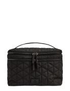 Markberg Treasurembg Toiletry Bag,Quilt Svart