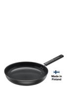 Fiskars Hard Face Frying Pan 30Cm Svart