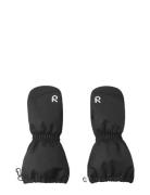 Reima Mittens , Ensin Svart