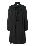 YAS Yasrama 7/8 Tie Neck Dress S. Svart