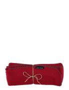 Noble House Blanket Fleece Isak Röd