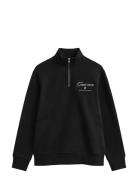 GANT Graphic Half Zip Svart